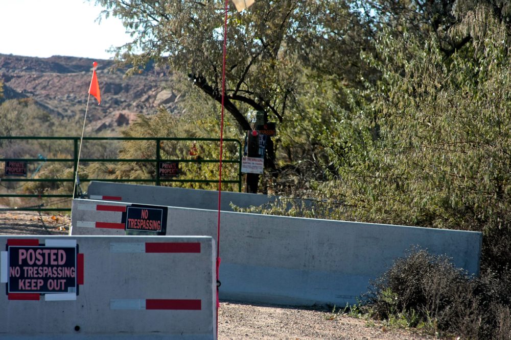 Skinwalker Ranch (10393732103).jpg — CC BY-SA 2.0 / Paul from USA Skinwalker Ranch (10393732103).jpg — CC BY-SA 2.0 / Paul from USA